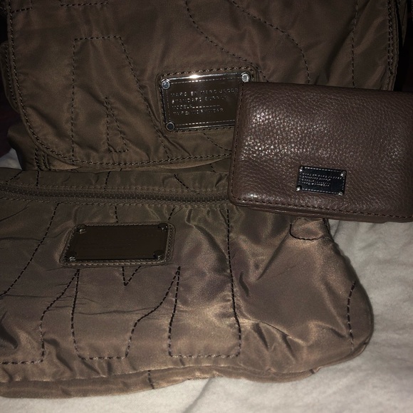 Marc by Marc Jacobs 3 Matching Piece Set - Picture 1 of 8